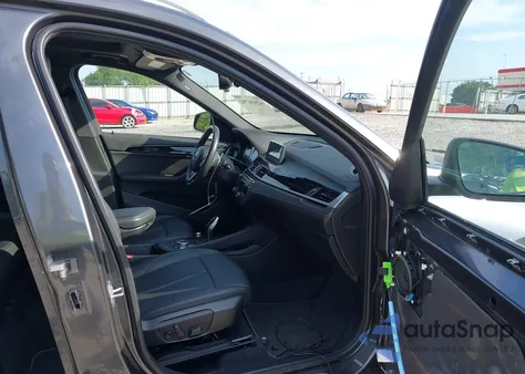 2020 BMW X1 xDrive28I из США, поврежденный, VIN WBXJG9C08L5R71788